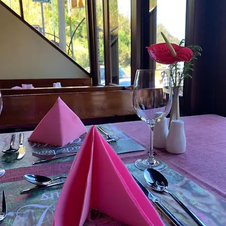 Casa Do Ribeiro Frio * Santana (Madeira)