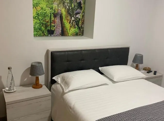 Деревянный коттедж Casa Do Ribeiro Frio *